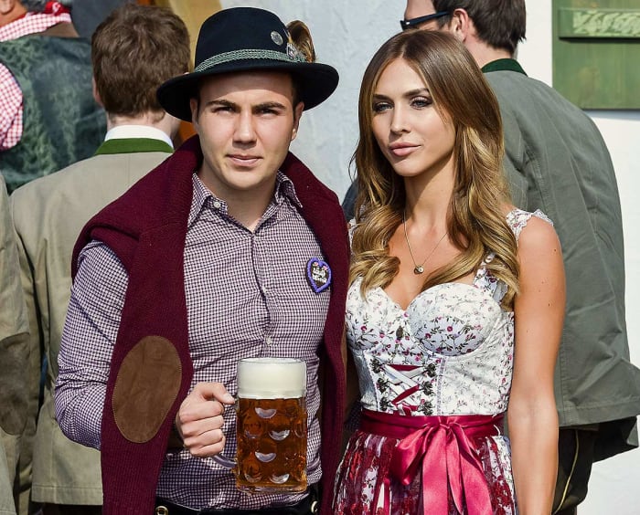 Mario-Goetze-Ann-Kathrin-Oktoberfest-490631210.jpg